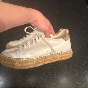 White and Purple Low-Top Sneakers with Textured Design